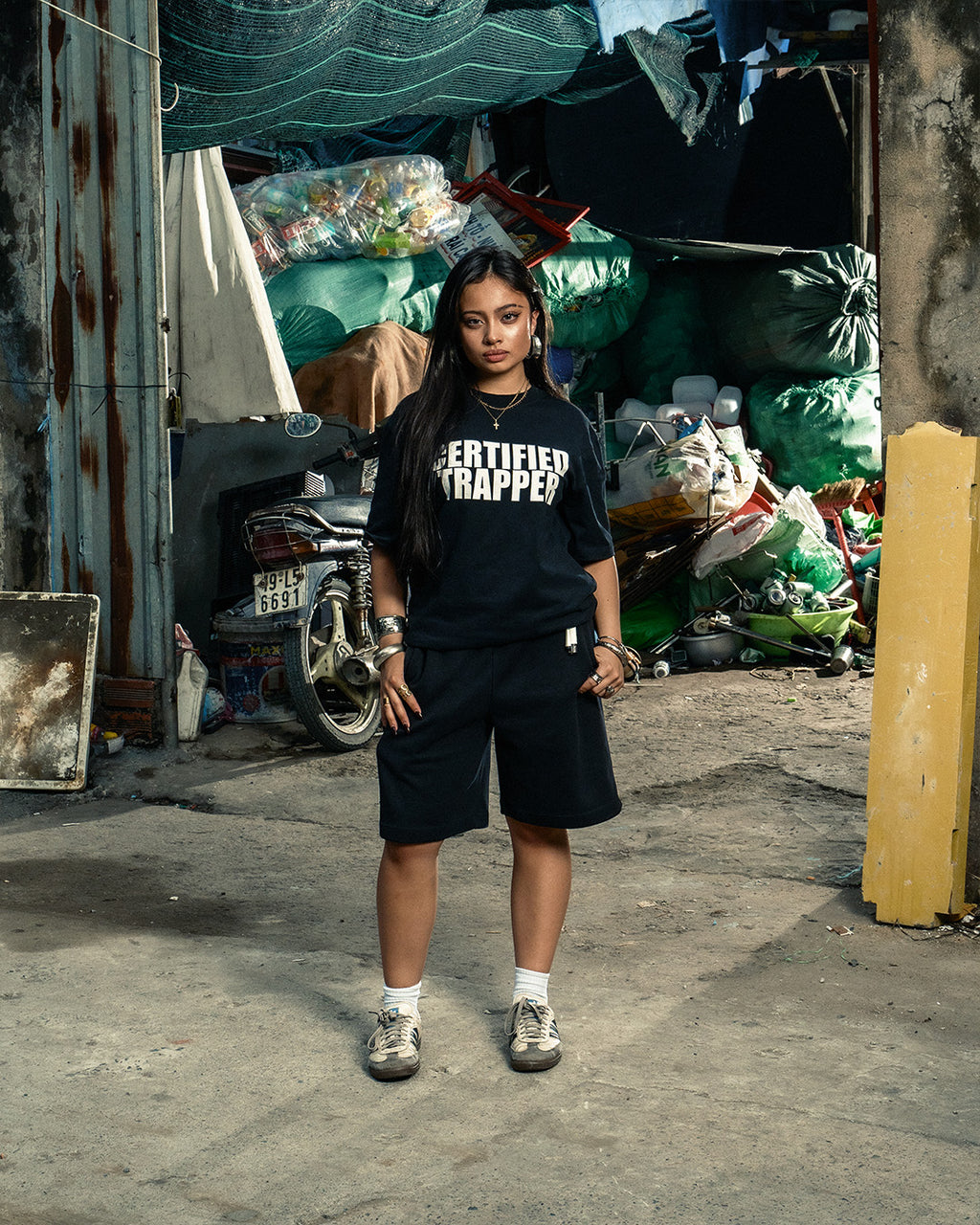 CERTIFIED TRAPPER T-SHIRT BLACK